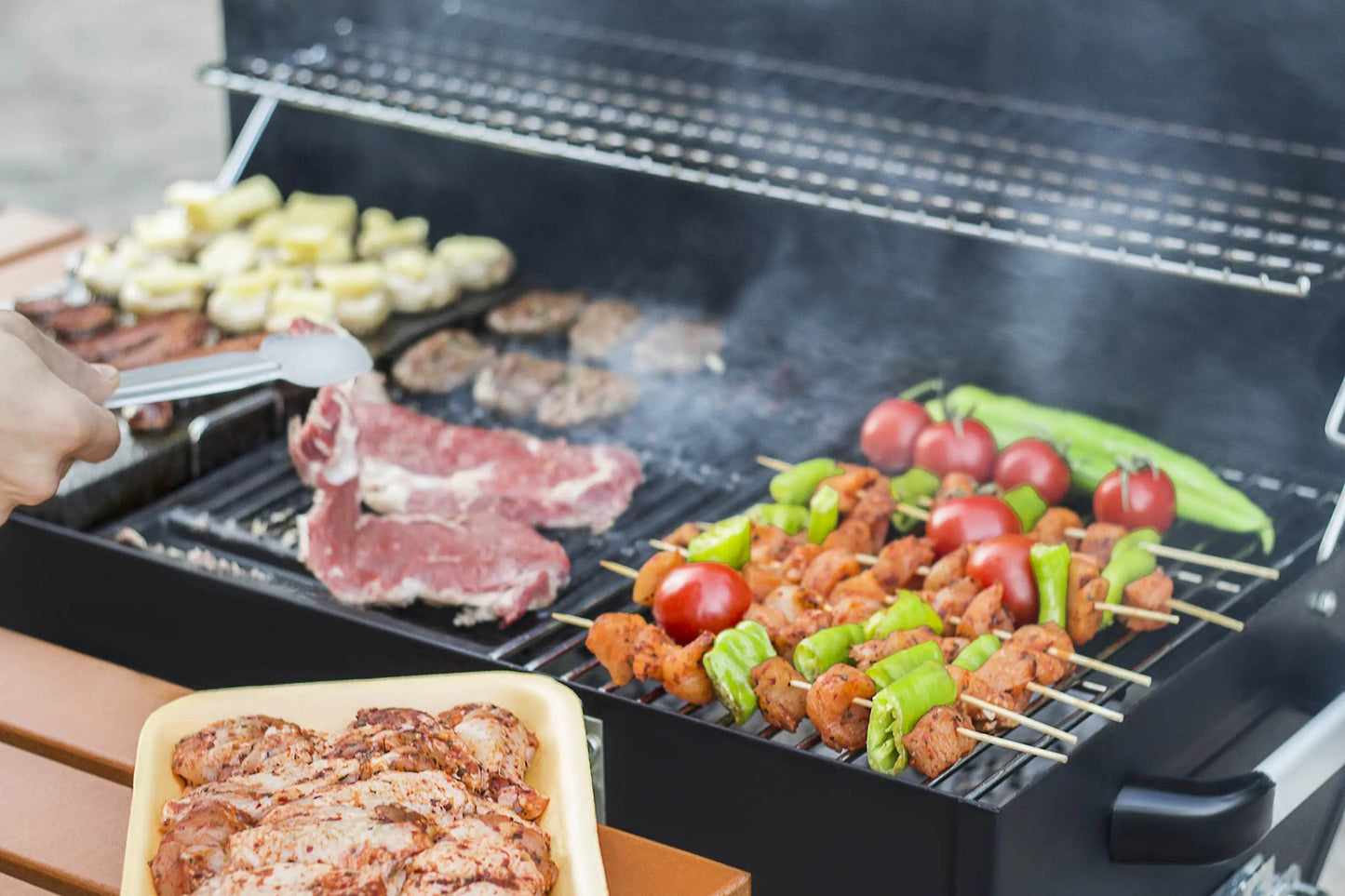 Guruss CG-075 Holzkohlegrill | 75×40 cm Grillfläche | Outdoor BBQ mit Ofenfunktion - Ezmann.de