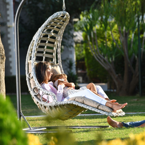 Capri Swing Gartenschaukel Rattan Hängesessel mit Gestell Hängeschaukel Bodrum