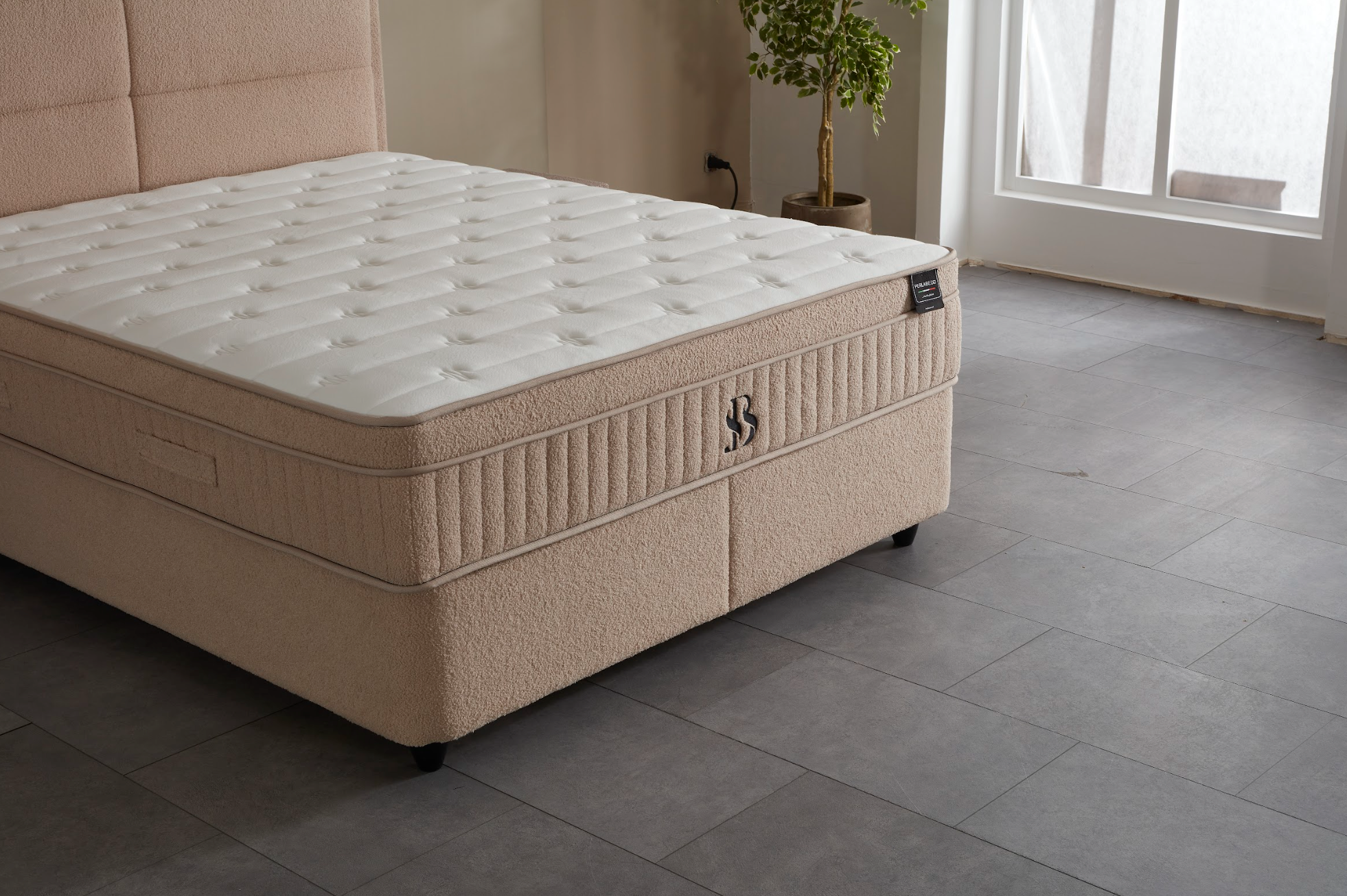 BSS LUCCEBEDD Boxspringbett Set |  Matratze H3 | Box und Kopfteil Gowoll.de