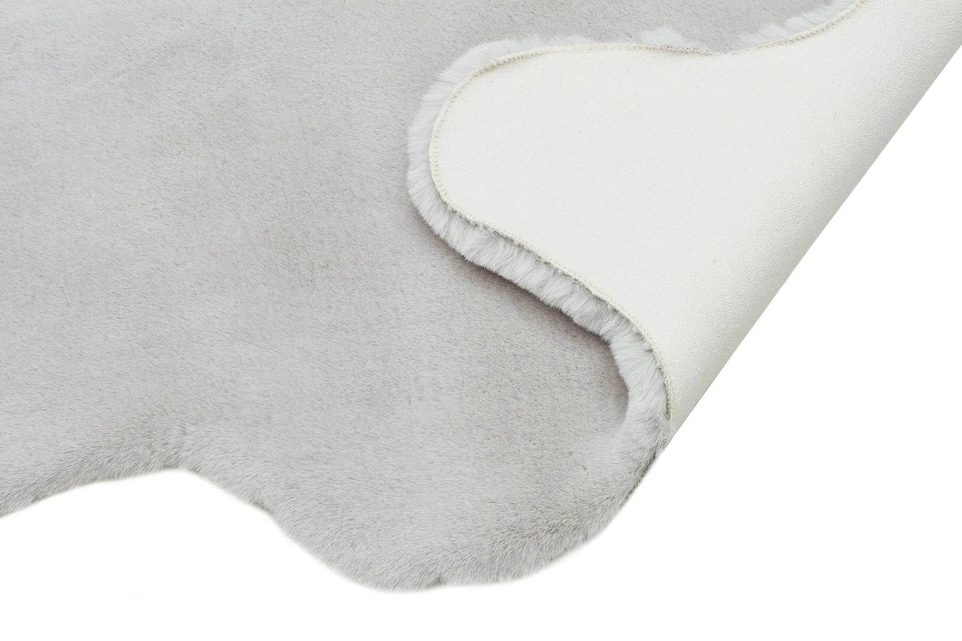 Kaninchenfell Teppich in Kunstfell-Optik | Weicher & Kuscheliger Wohnzimmerteppich von Moln - Ezmann.de
